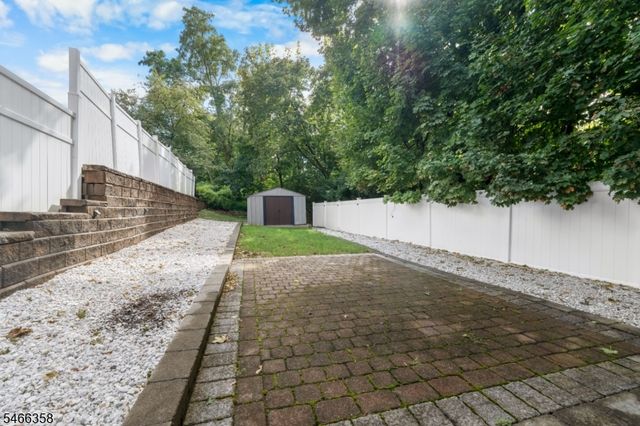 2 Wilson Ave, Woodland Park, NJ 07424