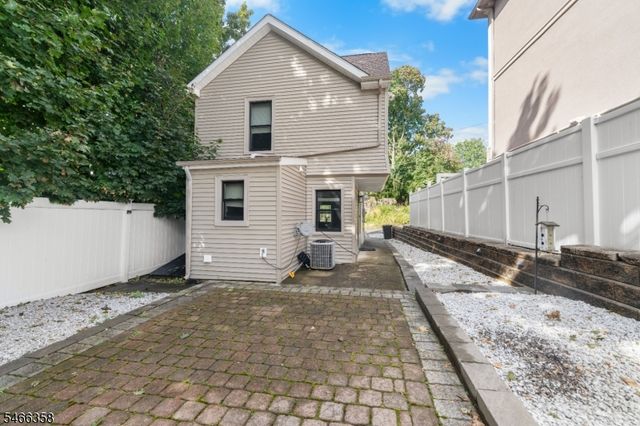 2 Wilson Ave, Woodland Park, NJ 07424