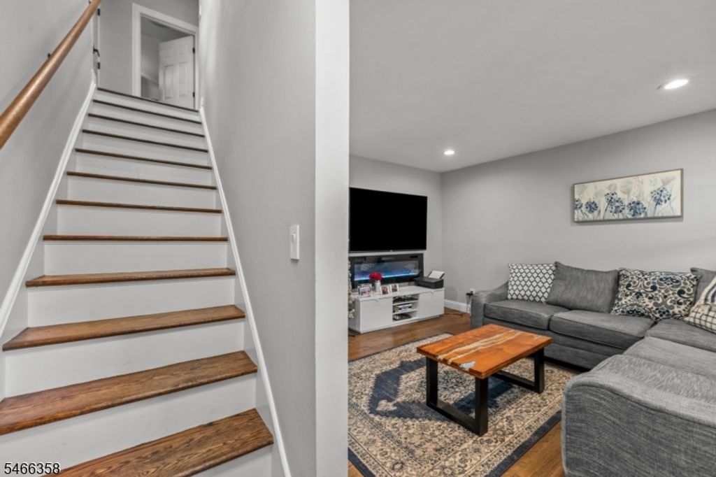 2 Wilson Ave, Woodland Park, NJ 07424 — photo 4