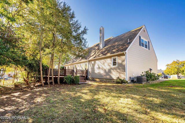 1432 Weeping Willow Court, Toms River, NJ 08753