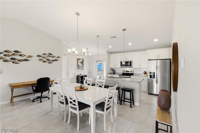 2114 NW 6th PL, Cape Coral, FL 33993