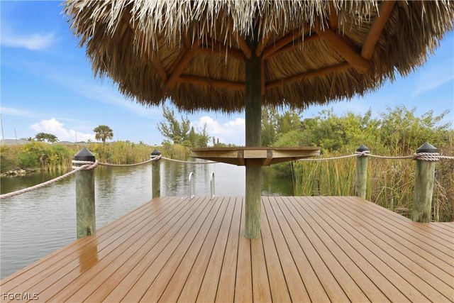 2114 NW 6th PL, Cape Coral, FL 33993