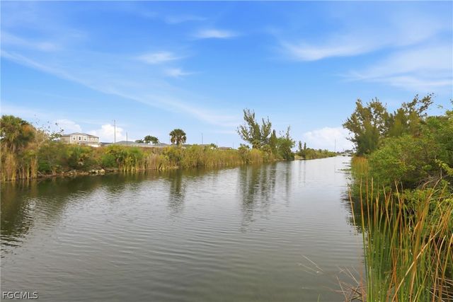 2114 NW 6th PL, Cape Coral, FL 33993