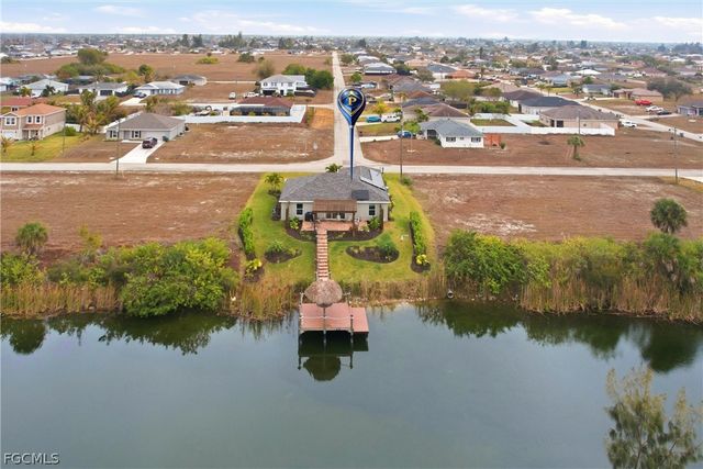 2114 NW 6th PL, Cape Coral, FL 33993