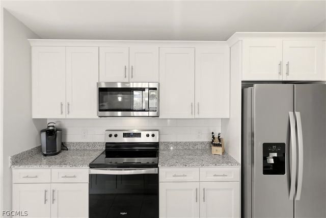 2114 NW 6th PL, Cape Coral, FL 33993