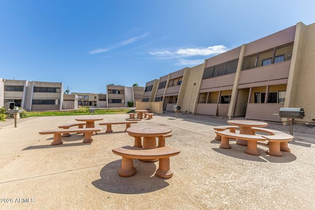 611 W 13TH Street, Tempe, AZ 85281