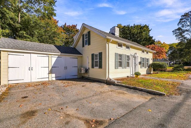 164 Central St, Auburn, MA 01501