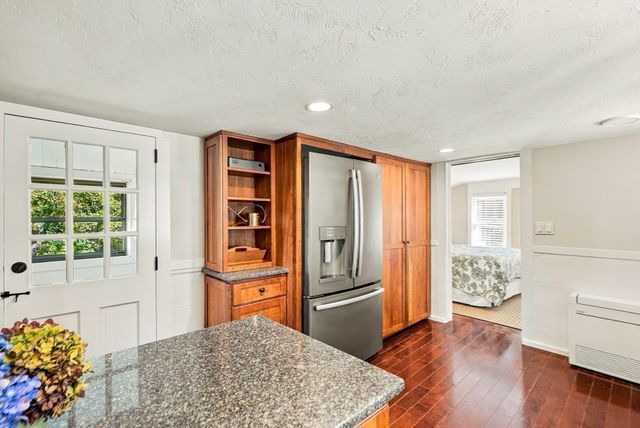 164 Central St, Auburn, MA 01501