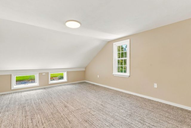 164 Central St, Auburn, MA 01501