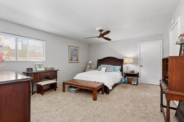 2101 Fountain View Drive 62, Houston, TX 77057