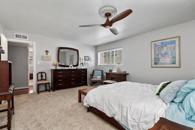 2101 Fountain View Drive 62, Houston, TX 77057