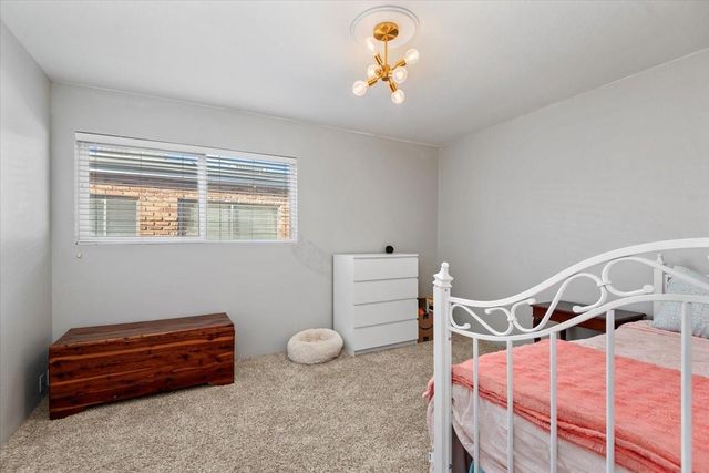 2101 Fountain View Drive 62, Houston, TX 77057