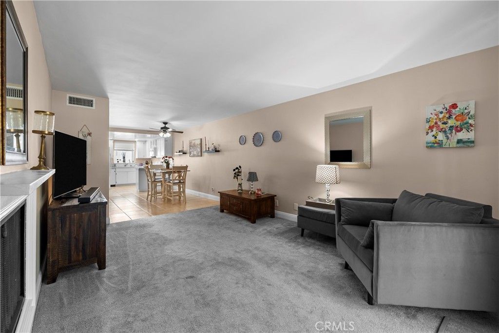 26806 Claudette Street 323, Canyon Country, CA 91351 — photo 5