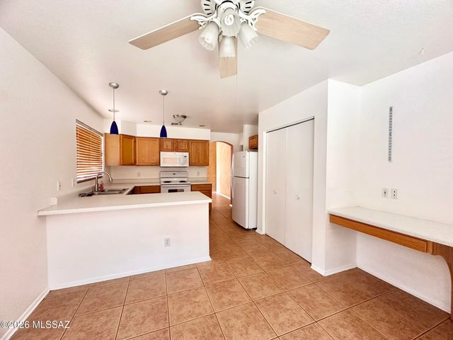 9168 E Rainsage Street, Tucson, AZ 85747