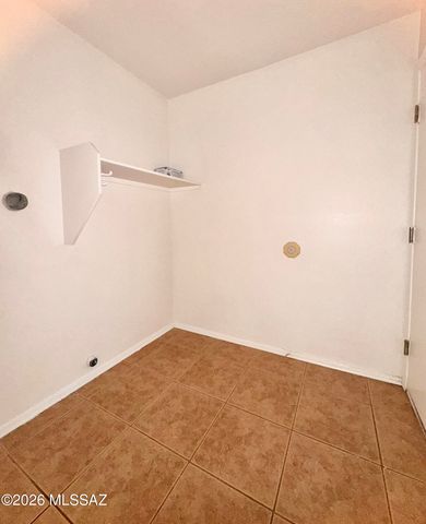 9168 E Rainsage Street, Tucson, AZ 85747