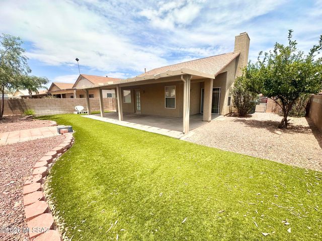 9168 E Rainsage Street, Tucson, AZ 85747