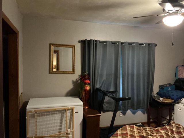 848 Highway 32, Bolivar, MO 65613