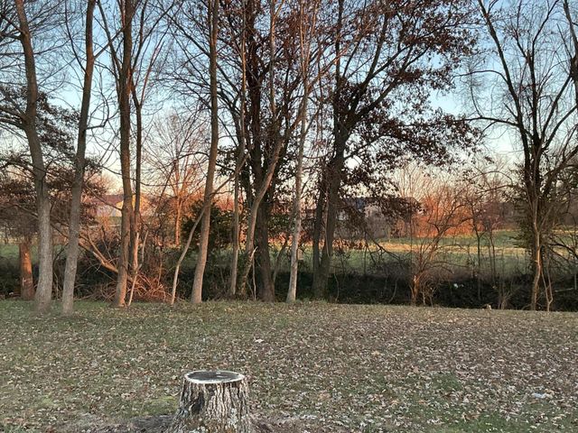 848 Highway 32, Bolivar, MO 65613