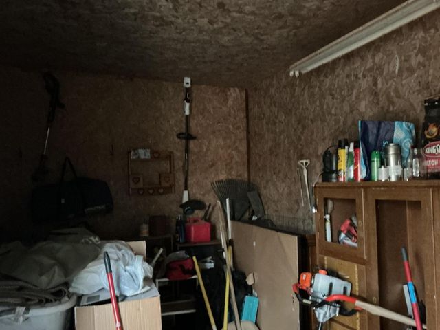 848 Highway 32, Bolivar, MO 65613