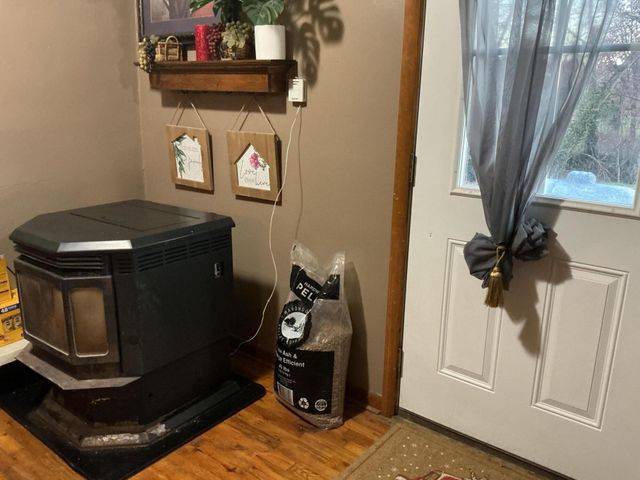 848 Highway 32, Bolivar, MO 65613