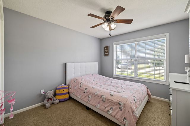 4929 Richmond Avenue, Des Moines, IA 50317