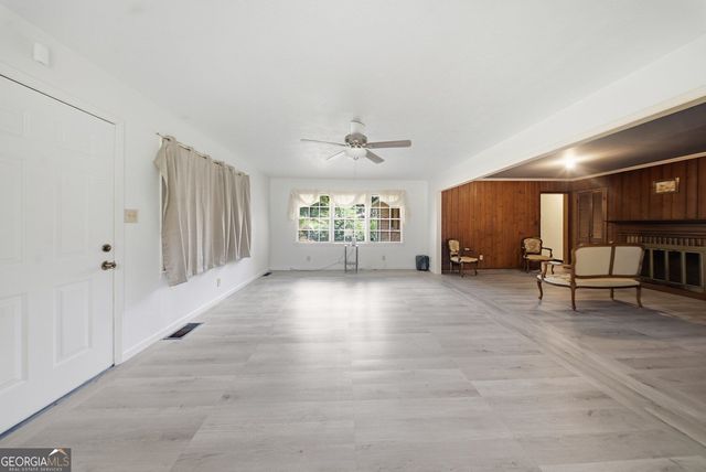6622 Hawes Drive, Lithonia, GA 30058