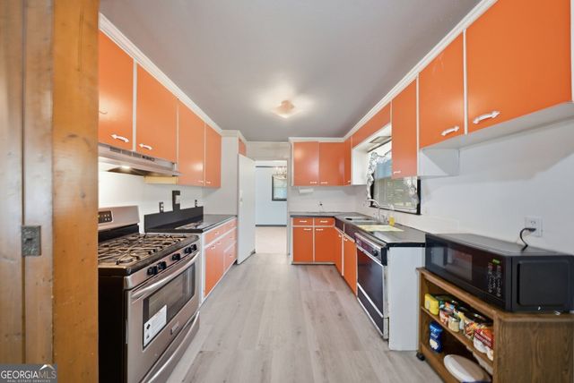 6622 Hawes Drive, Lithonia, GA 30058