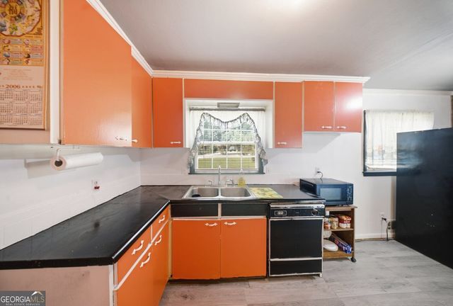 6622 Hawes Drive, Lithonia, GA 30058