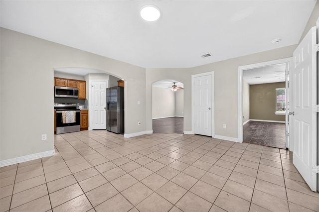 2820 28th Avenue N, Texas City, TX 77590