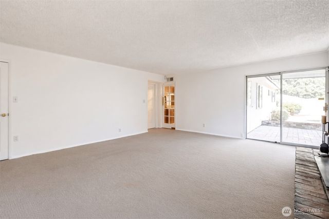 2527 S 286th St, Federal Way, WA 98003