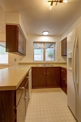 2527 S 286th St, Federal Way, WA 98003