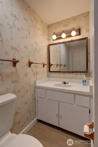 2527 S 286th St, Federal Way, WA 98003