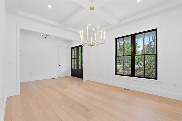 29 Hartford Street, Dover, MA 02030