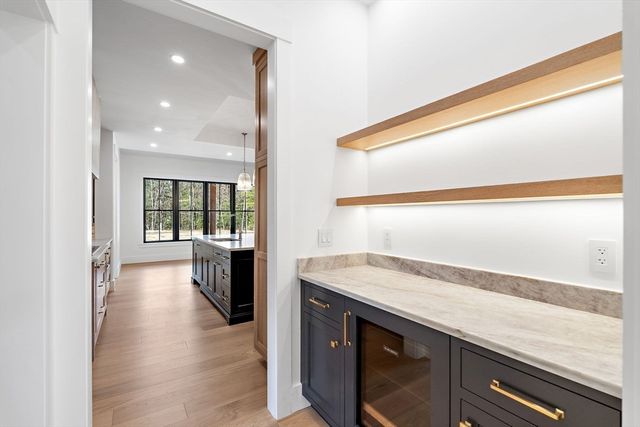 29 Hartford Street, Dover, MA 02030