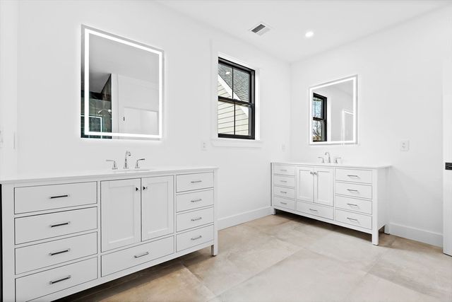29 Hartford Street, Dover, MA 02030