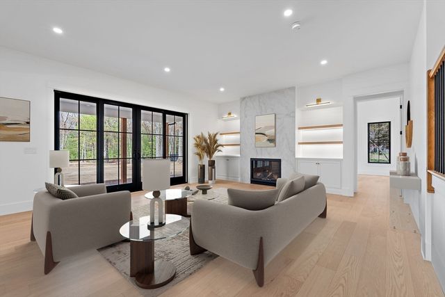 29 Hartford Street, Dover, MA 02030