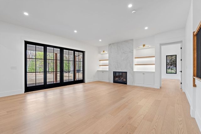 29 Hartford Street, Dover, MA 02030