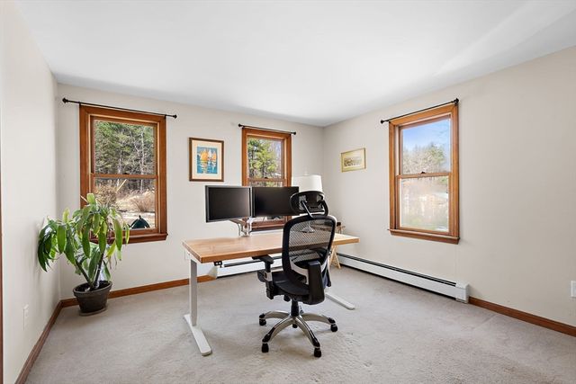 212 Taylor Rd, Stow, MA 01775