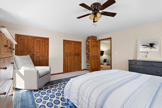 212 Taylor Rd, Stow, MA 01775