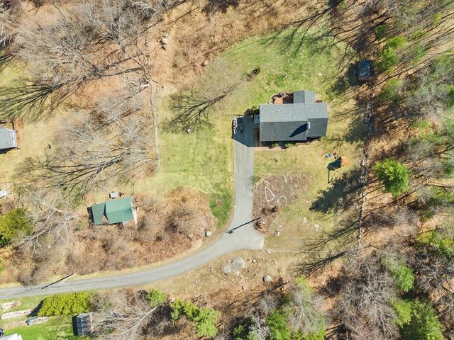 212 Taylor Rd, Stow, MA 01775