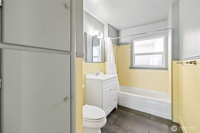 520 S Golf Course Road, Port Angeles, WA 98362