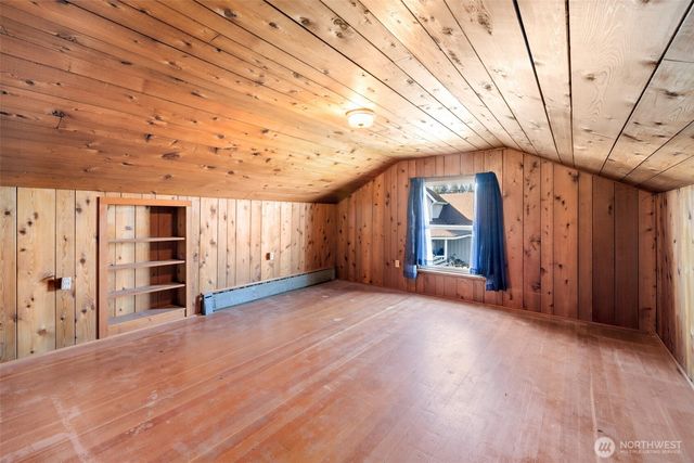 520 S Golf Course Road, Port Angeles, WA 98362