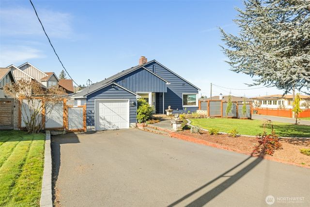 520 S Golf Course Road, Port Angeles, WA 98362