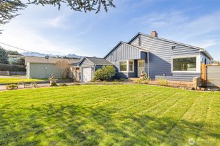 520 S Golf Course Road, Port Angeles, WA 98362