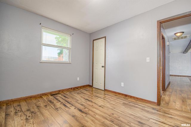 518 Roddy Road, Salem, IL 62881