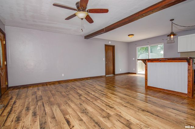 518 Roddy Road, Salem, IL 62881