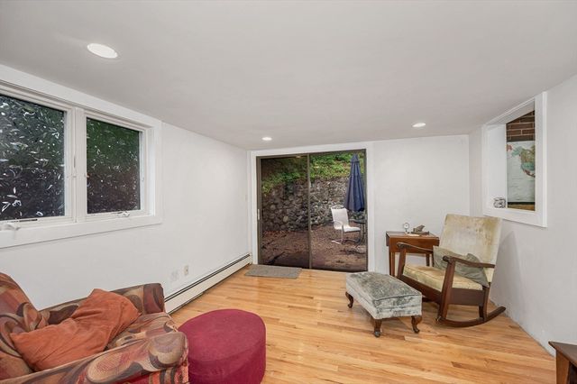 39 Holman Rd, Newton, MA 02466