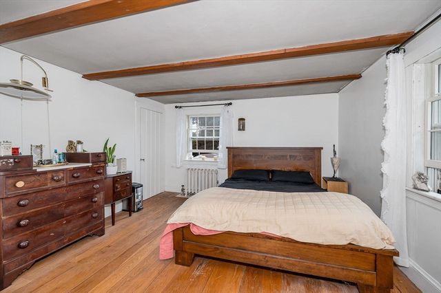 39 Holman Rd, Newton, MA 02466