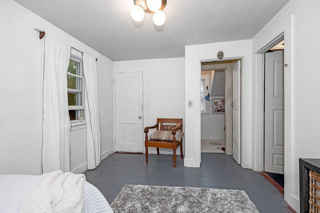 39 Holman Rd, Newton, MA 02466
