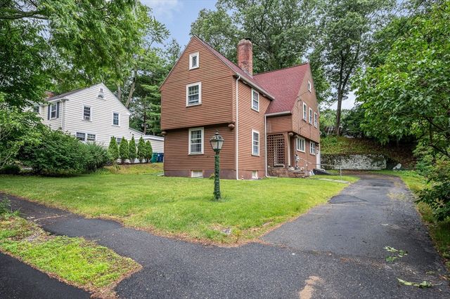 39 Holman Rd, Newton, MA 02466